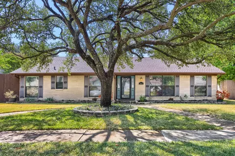 2912 Marsann Ln, Farmers Branch, TX 75234