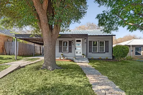 8311 Whitney Dr, White Settlement, TX 76108