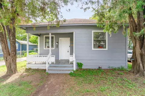 2630 Lenway St, Dallas, TX 75215