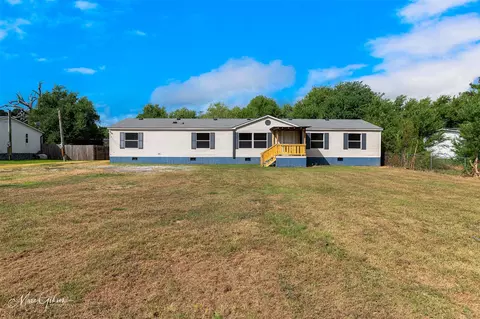 5569 Crystal Dr, Shreveport, LA 71107