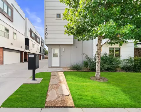 5708 Bryan Pkwy #A, Dallas, TX 75206