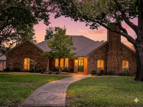 2304 Skipwith Dr, Plano, TX 75023