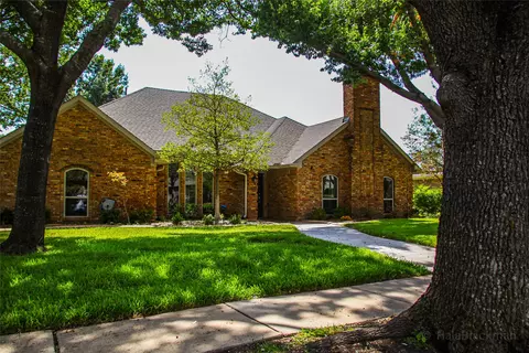 2304 Skipwith Dr, Plano, TX 75023