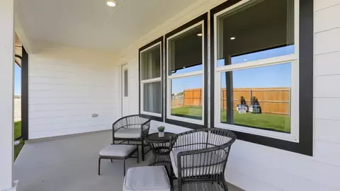 Exterior - 912 Traction Trl, Cleburne, TX 76031 photo 2 of 3