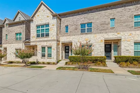2917 Troutt Dr, Carrollton, TX 75010