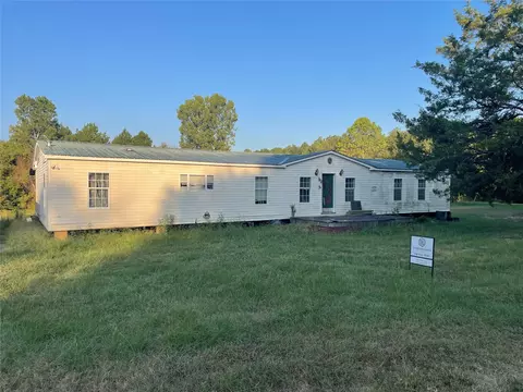 7502 Dawes Rd, Mooringsport, LA 71060