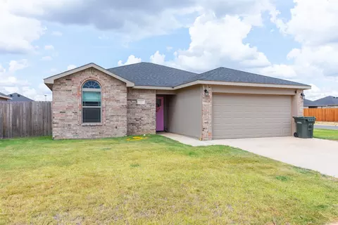 Exterior - 194 Waterloo Dr, Abilene, TX 79602 photo 5 of 7