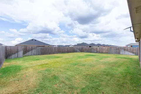 Exterior - 194 Waterloo Dr, Abilene, TX 79602 photo 4 of 7