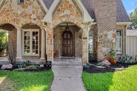5542 Monticello Ave, Dallas, TX 75206