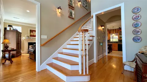 Entry Way - 8 Griffith Ct, Terrell, TX 75160 photo 1 of 4