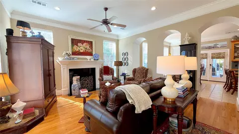 Living - 8 Griffith Ct, Terrell, TX 75160 photo 1 of 3