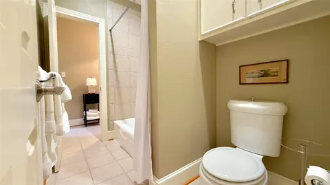 Bath - 8 Griffith Ct, Terrell, TX 75160 photo 5 of 5