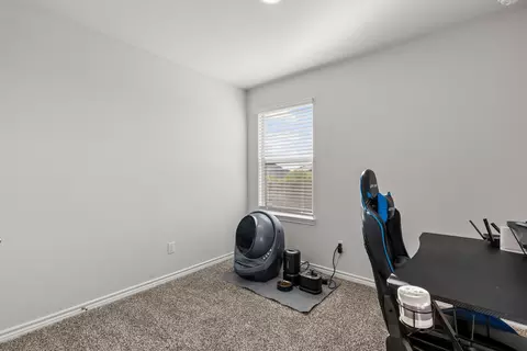 Bedroom - 10821 Hollister Ln, Waco, TX 76708 photo 5 of 7