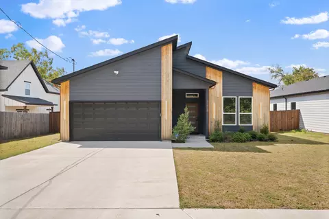 3220 Houston St, Greenville, TX 75401