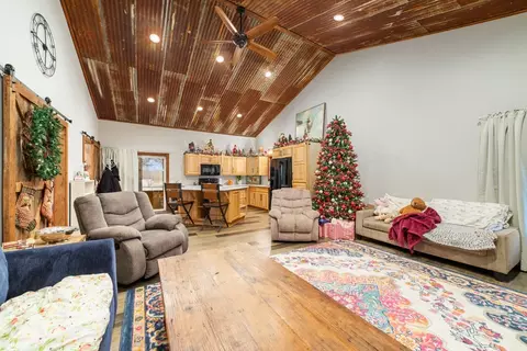 355 County Road 144, Comanche, TX 76442 photo 7
