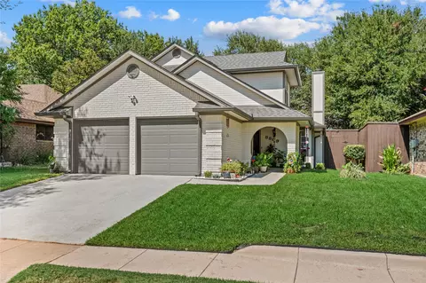8809 Tyne Trl, Fort Worth, TX 76118