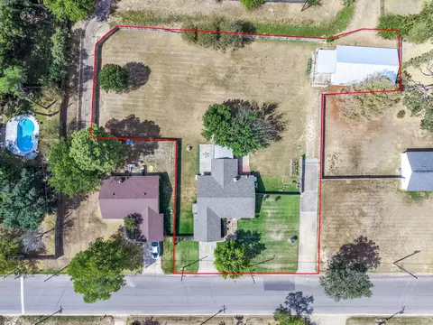 1013 Texas St, Sulphur Springs, TX 75482