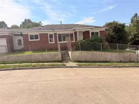 2803 Ashton St, Shreveport, LA 71103