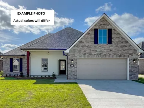 5029 Falcon Bay Dr, Shreveport, LA 71107