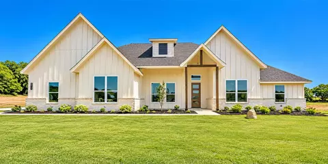 1042 Vh Ranch Rd, Poolville, TX 76487