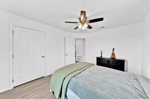 Bedroom - 5259 County Road 4604, Commerce, TX 75428 photo 2 of 4