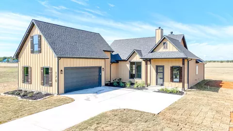 170 Canal St, Corsicana, TX 75109