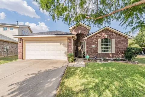 8532 Cactus Patch Way, Fort Worth, TX 76131