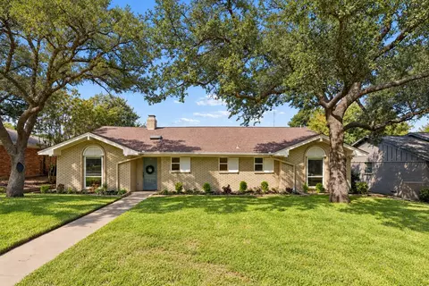412 Ridgewood Dr, Richardson, TX 75080