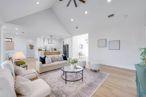 Living - 11 Private Road 33084, Sumner, TX 75486 photo 1 of 2