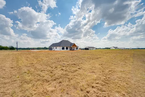 Exterior - 11 Private Road 33084, Sumner, TX 75486 photo 7 of 8