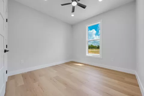Bedroom - 11 Private Road 33084, Sumner, TX 75486 photo 2 of 3
