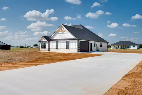Exterior - 11 Private Road 33084, Sumner, TX 75486 photo 2 of 8