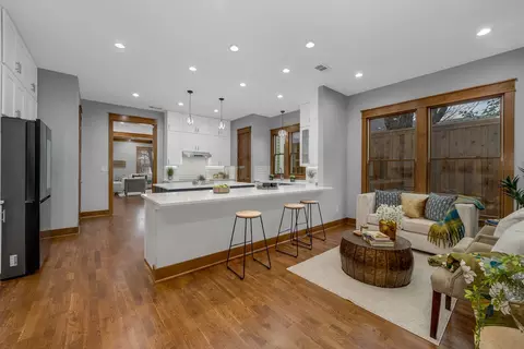 6045-6047 Velasco Ave, Dallas, TX 75206