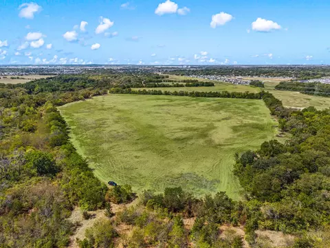 1700 Marti Dr, Burleson, TX 76028