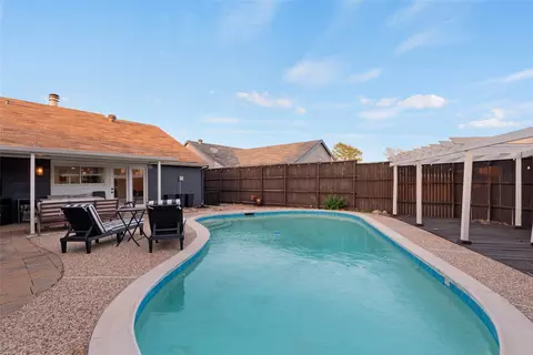 4513 Hale St, The Colony, TX 75056