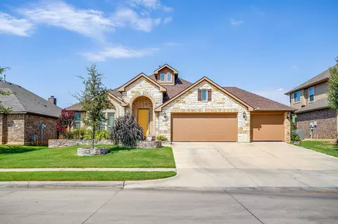 1169 Spring Cress Dr, Burleson, TX 76028