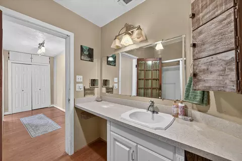 Bath - 304 E Main St, Itasca, TX 76055 photo 5 of 6