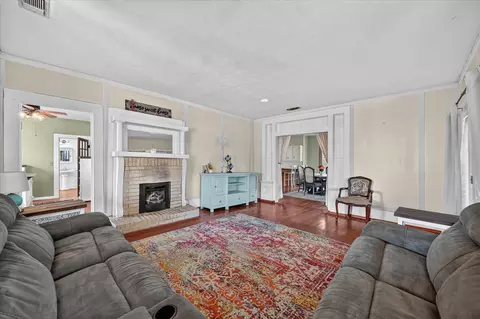 Living - 304 E Main St, Itasca, TX 76055 photo 3 of 3