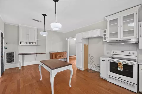 Kitchen - 304 E Main St, Itasca, TX 76055 photo 4 of 6