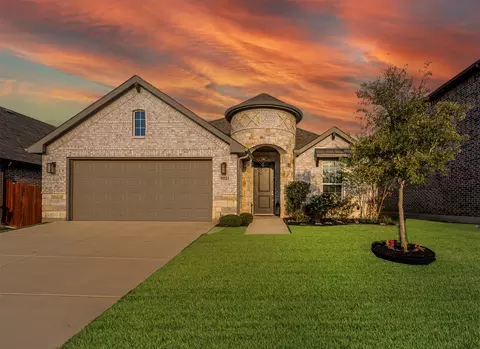 9921 Mescalbean Blvd, Crowley, TX 76036