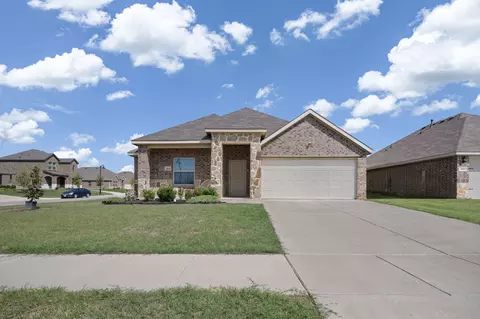 418 War Emblem Ln, Waxahachie, TX 75165