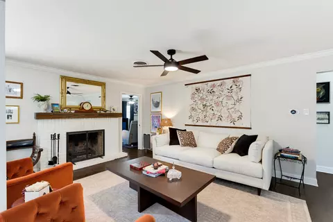 Living - 2517 S Elmwood, Abilene, TX 79605 photo 4 of 5