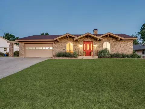 6316 Tosca Dr, Haltom City, TX 76180