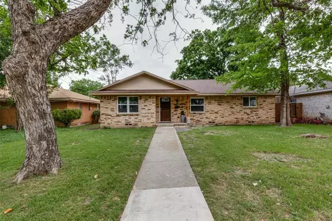 1816 Boyd St, Dallas, TX 75224
