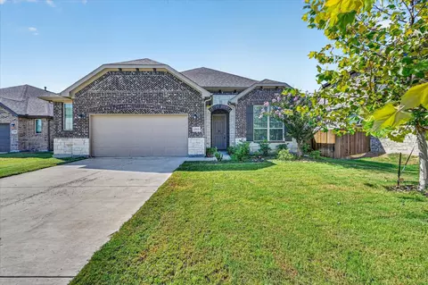 2313 Sheppards Ln, Waxahachie, TX 75167