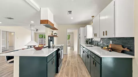 1206 Foster Ln, Weatherford, TX 76086