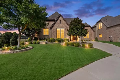 5604 Heron Dr W, Colleyville, TX 76034