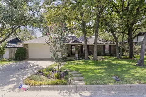 5508 Grissom Dr, Arlington, TX 76016