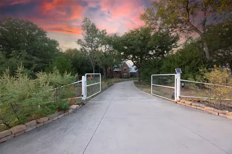760 Amber Ln, Little Elm, TX 75068