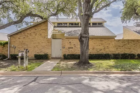 2210 Winter Sunday Way, Arlington, TX 76012